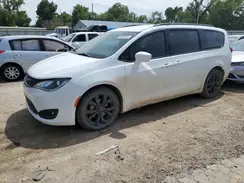 2C4RC1EG5JR352427 2018 CHRYSLER PACIFICA