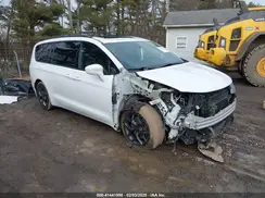 2C4RC1EG5KR505566 2019 CHRYSLER PACIFICA