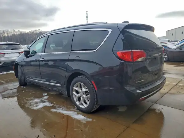 2C4RC1EG5KR528541 2019 CHRYSLER PACIFICA - Image 2