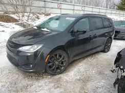 2C4RC1EG5KR581952 2019 CHRYSLER PACIFICA