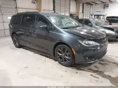 2C4RC1EG5KR587587 2019 CHRYSLER PACIFICA