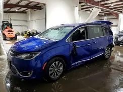 2C4RC1EG5KR706030 2019 CHRYSLER PACIFICA