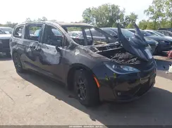 2C4RC1EG5KR746236 2019 CHRYSLER PACIFICA
