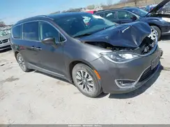 2C4RC1EG5LR127668 2020 CHRYSLER PACIFICA