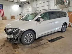 2C4RC1EG5LR159701 2020 CHRYSLER PACIFICA