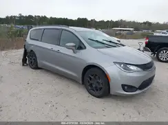 2C4RC1EG5LR257658 2020 CHRYSLER PACIFICA