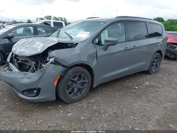 2C4RC1EG5LR282852 2020 CHRYSLER PACIFICA - Image 2