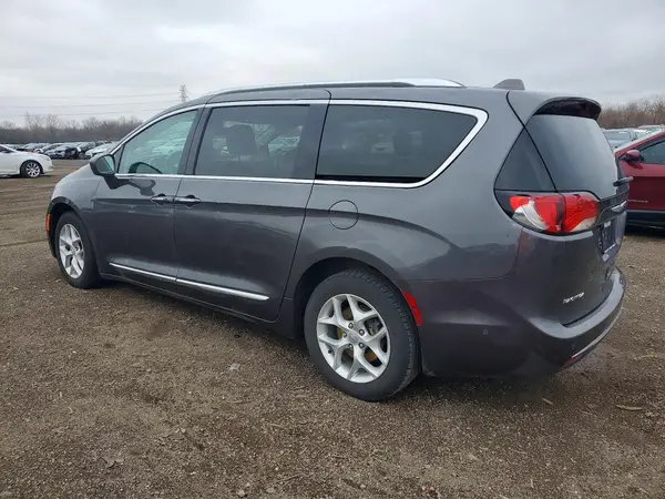 2C4RC1EG6HR506671 2017 CHRYSLER PACIFICA - Image 2