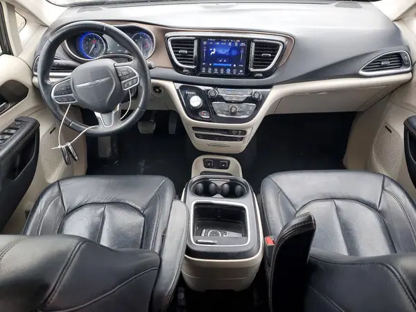 2C4RC1EG6HR506671 2017 CHRYSLER PACIFICA - Image 8