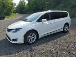 2C4RC1EG6HR507156 2017 CHRYSLER PACIFICA