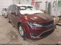 2C4RC1EG6HR517640 2017 CHRYSLER PACIFICA