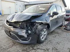 2C4RC1EG6HR518738 2017 CHRYSLER PACIFICA