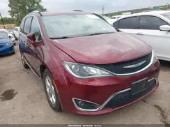 2C4RC1EG6HR519016 2017 CHRYSLER PACIFICA