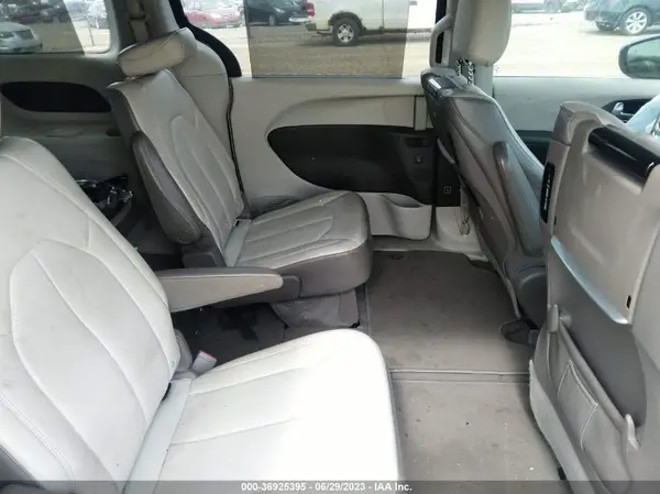2C4RC1EG6HR542974 2017 CHRYSLER PACIFICA - Image 8
