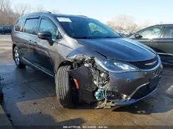 2C4RC1EG6HR543140 2017 CHRYSLER PACIFICA
