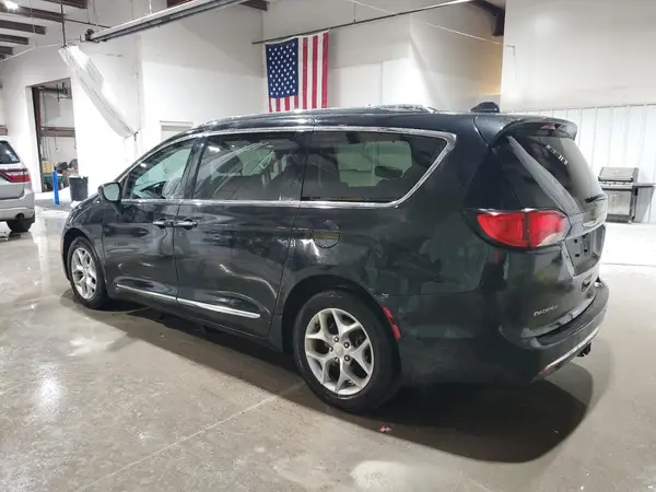 2C4RC1EG6HR550962 2017 CHRYSLER PACIFICA - Image 2