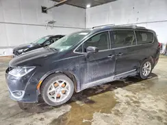 2C4RC1EG6HR551058 2017 CHRYSLER PACIFICA