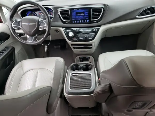 2C4RC1EG6HR556048 2017 CHRYSLER PACIFICA - Image 8
