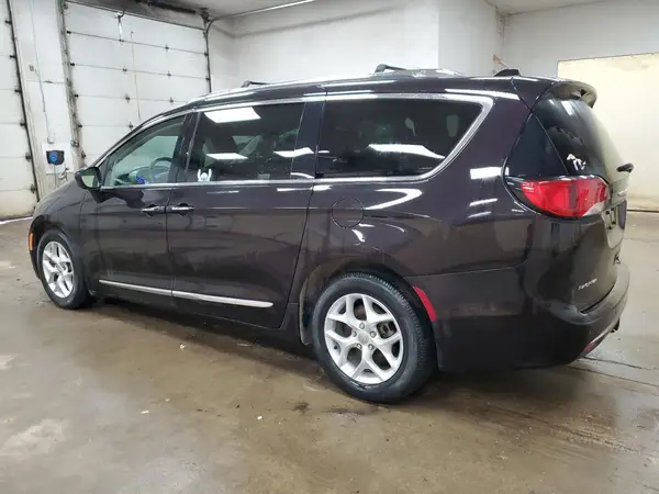 2C4RC1EG6HR559922 2017 CHRYSLER PACIFICA - Image 2
