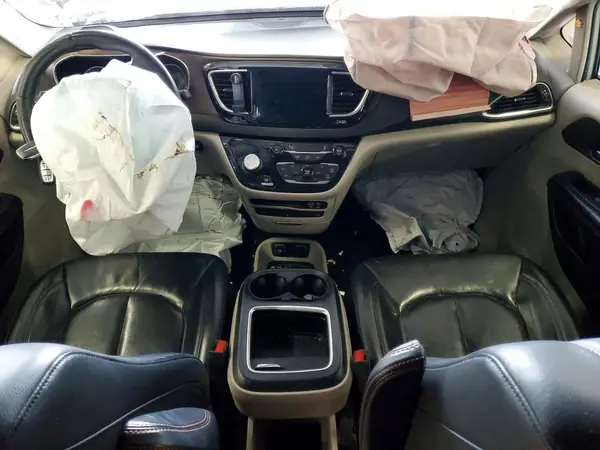 2C4RC1EG6HR565008 2017 CHRYSLER PACIFICA - Image 8