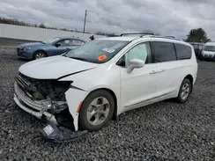 2C4RC1EG6HR577465 2017 CHRYSLER PACIFICA