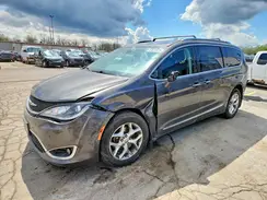 2C4RC1EG6HR578440 2017 CHRYSLER PACIFICA