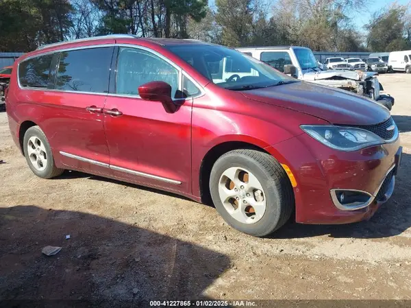 2C4RC1EG6HR597845 2017 CHRYSLER PACIFICA - Image 1