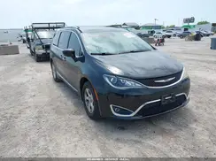 2C4RC1EG6HR644498 2017 CHRYSLER PACIFICA