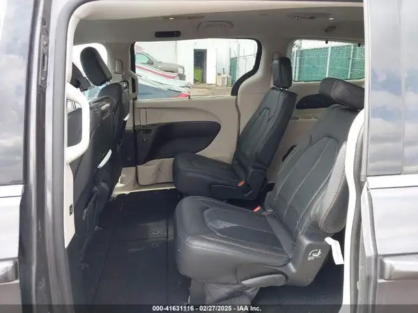 2C4RC1EG6HR644503 2017 CHRYSLER PACIFICA - Image 8