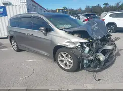 2C4RC1EG6HR652844 2017 CHRYSLER PACIFICA