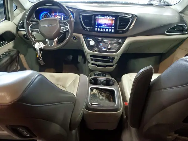 2C4RC1EG6HR677047 2017 CHRYSLER PACIFICA - Image 8