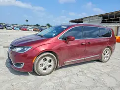 2C4RC1EG6HR684032 2017 CHRYSLER PACIFICA