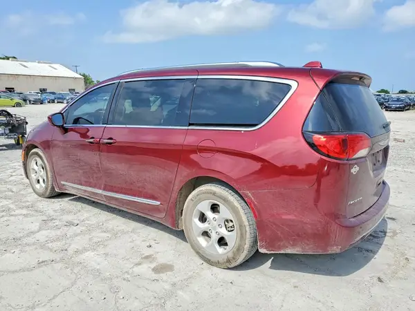 2C4RC1EG6HR684032 2017 CHRYSLER PACIFICA - Image 2