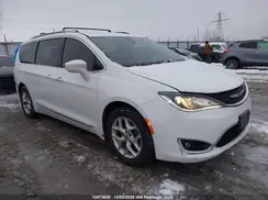 2C4RC1EG6HR710368 2017 CHRYSLER PACIFICA