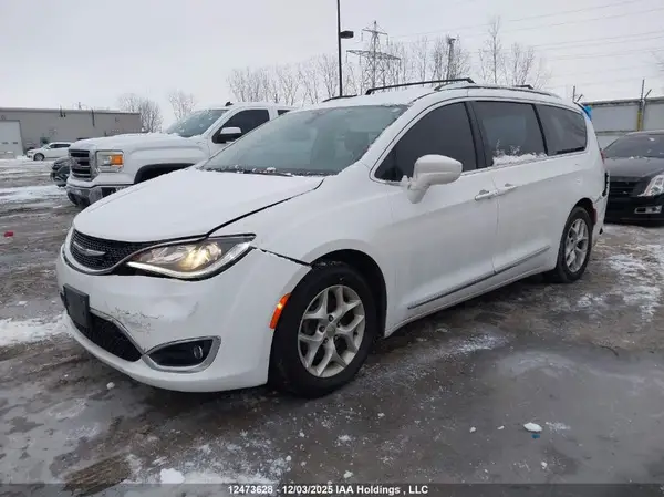 2C4RC1EG6HR710368 2017 CHRYSLER PACIFICA - Image 2