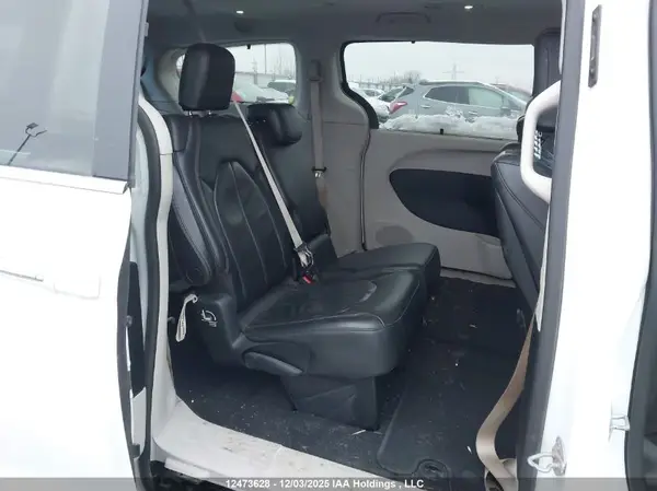 2C4RC1EG6HR710368 2017 CHRYSLER PACIFICA - Image 8