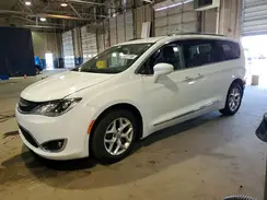 2C4RC1EG6HR777617 2017 CHRYSLER PACIFICA