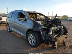 2C4RC1EG6HR782266 2017 CHRYSLER PACIFICA