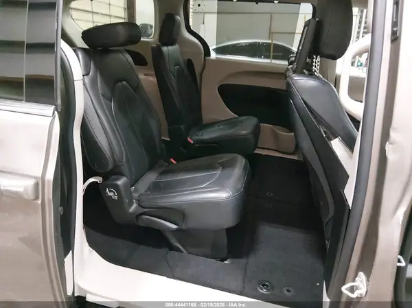 2C4RC1EG6HR811488 2017 CHRYSLER PACIFICA - Image 8