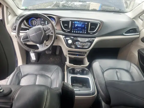 2C4RC1EG6HR821387 2017 CHRYSLER PACIFICA - Image 8