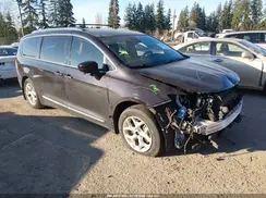 2C4RC1EG6HR832468 2017 CHRYSLER PACIFICA