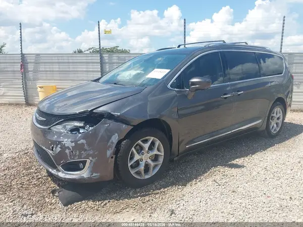 2C4RC1EG6HR836889 2017 CHRYSLER PACIFICA - Image 2