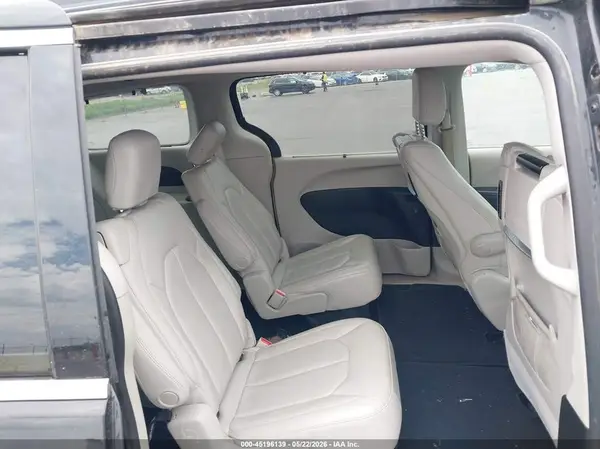 2C4RC1EG6HR837699 2017 CHRYSLER PACIFICA - Image 8