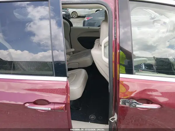 2C4RC1EG6JR122475 2018 CHRYSLER PACIFICA - Image 8
