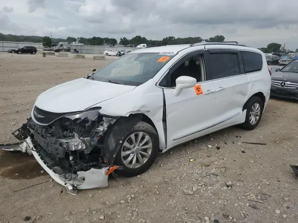 2C4RC1EG6JR144265 2018 CHRYSLER PACIFICA - Image 1