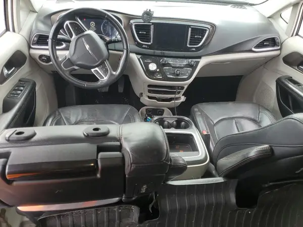 2C4RC1EG6JR144265 2018 CHRYSLER PACIFICA - Image 8