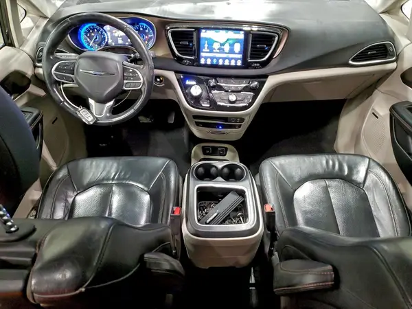 2C4RC1EG6JR155329 2018 CHRYSLER PACIFICA - Image 8