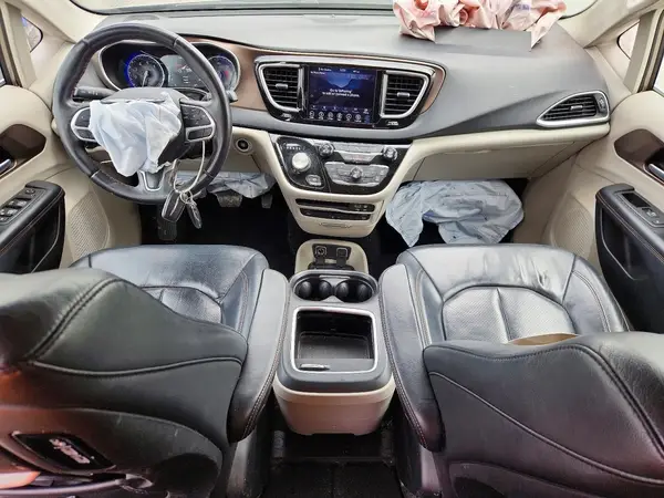 2C4RC1EG6JR193224 2018 CHRYSLER PACIFICA - Image 8