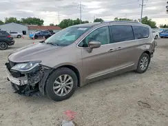 2C4RC1EG6JR194082 2018 CHRYSLER PACIFICA