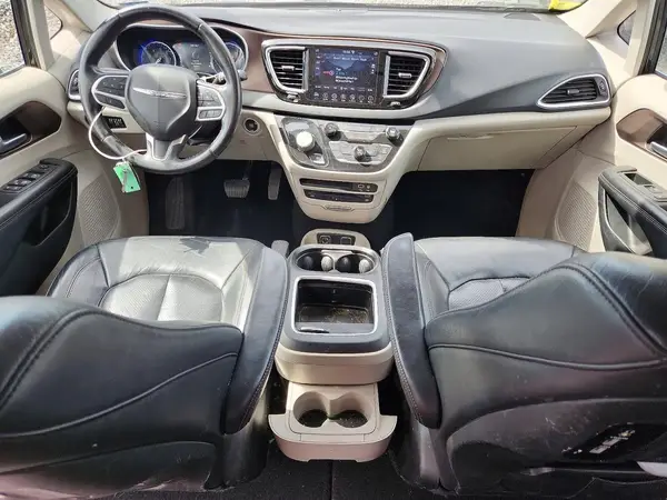 2C4RC1EG6JR247900 2018 CHRYSLER PACIFICA - Image 8